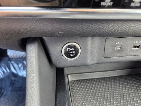 Used 2022 Nissan Rogue SV FWD image 27