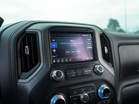 Used 2020 GMC Sierra 1500 AT4 w/ AT4 Premium Package image 28