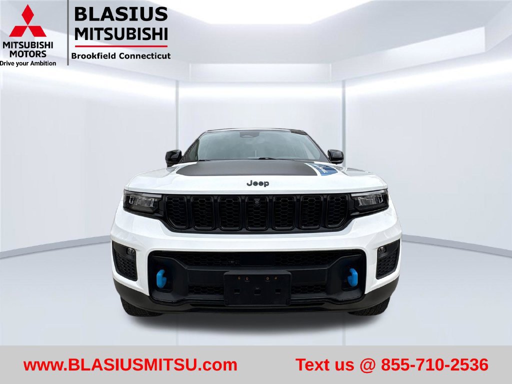 Used 2023 Jeep Grand Cherokee Trailhawk AWD/4WD image 4