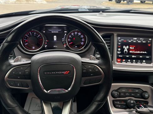 Used 2021 Dodge Challenger R/T w/ Plus Package image 33