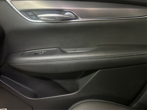Used 2021 Cadillac XT6 Luxury FWD image 30