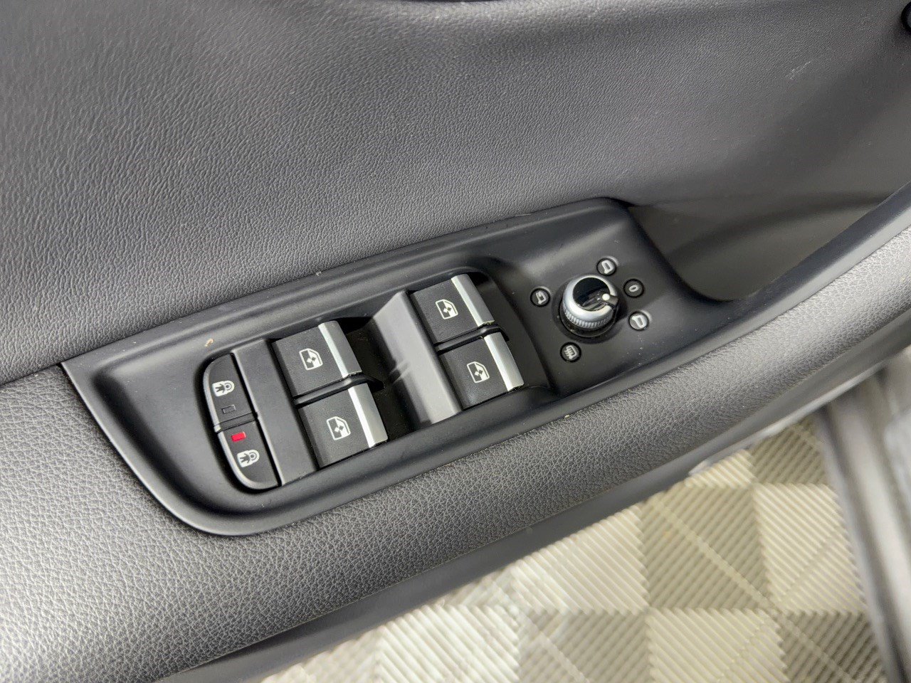 Used 2022 Audi Q7 2.0T Premium Plus AWD/4WD image 15