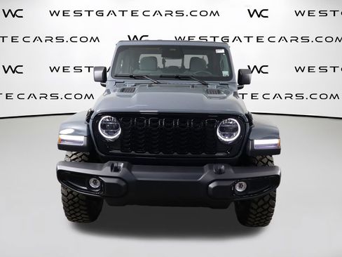Used 2026 Jeep Gladiator Sport AWD/4WD image 2