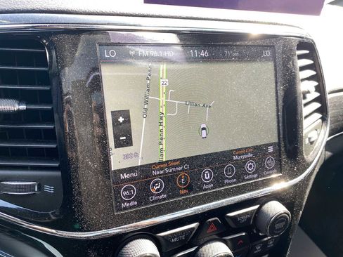 Used 2021 Jeep Grand Cherokee Limited w/ Luxury Group II image 20