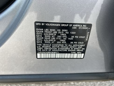 Used 2024 Volkswagen Atlas SE AWD/4WD image 29
