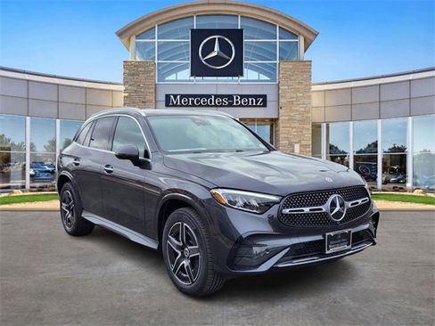 Certified 2025 Mercedes-Benz GLC 300 4MATIC image 4