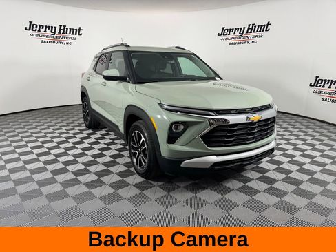 Used 2026 Chevrolet TrailBlazer LT w/ Driver Confidence Package image 6