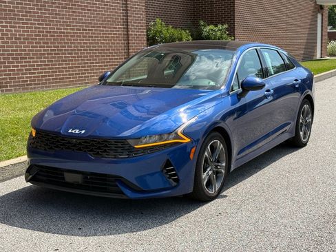 Used 2022 Kia K5 EX w/ EX Premium Package FWD image 1