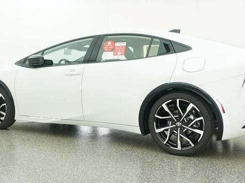New 2027 Toyota Prius Plug-In Hybrid w/ Limited Premium Package FWD image 20