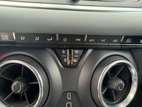 Used 2020 Chevrolet Blazer LT w/ Sound & Technology Package image 15