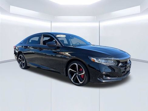Used 2022 Honda Accord Sport image 2