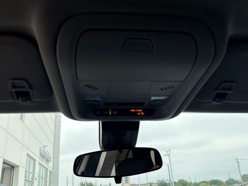 Used 2022 Chevrolet Equinox LT FWD image 23