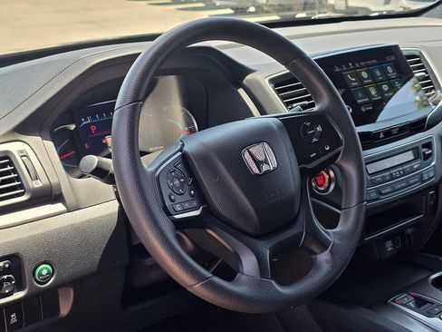 Used 2022 Honda Pilot Sport image 17