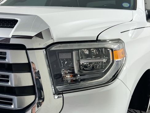 Used 2020 Toyota Tundra Limited image 11