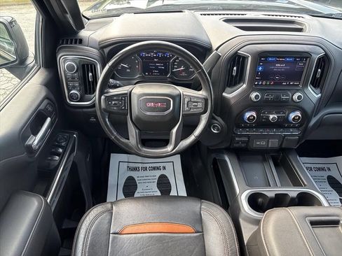 Used 2019 GMC Sierra 1500 AT4 w/ Off Road Performance Package AWD/4WD image 22