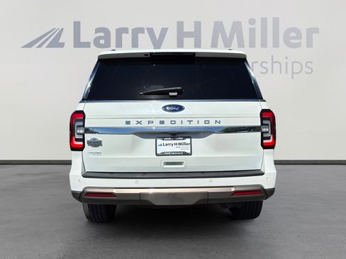 Certified 2024 Ford Expedition King Ranch AWD/4WD image 4