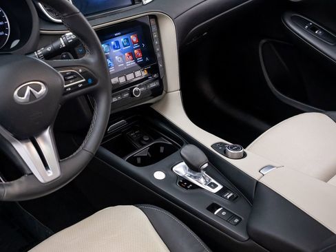 Used 2023 INFINITI QX55 Luxe w/ Cargo Package image 12