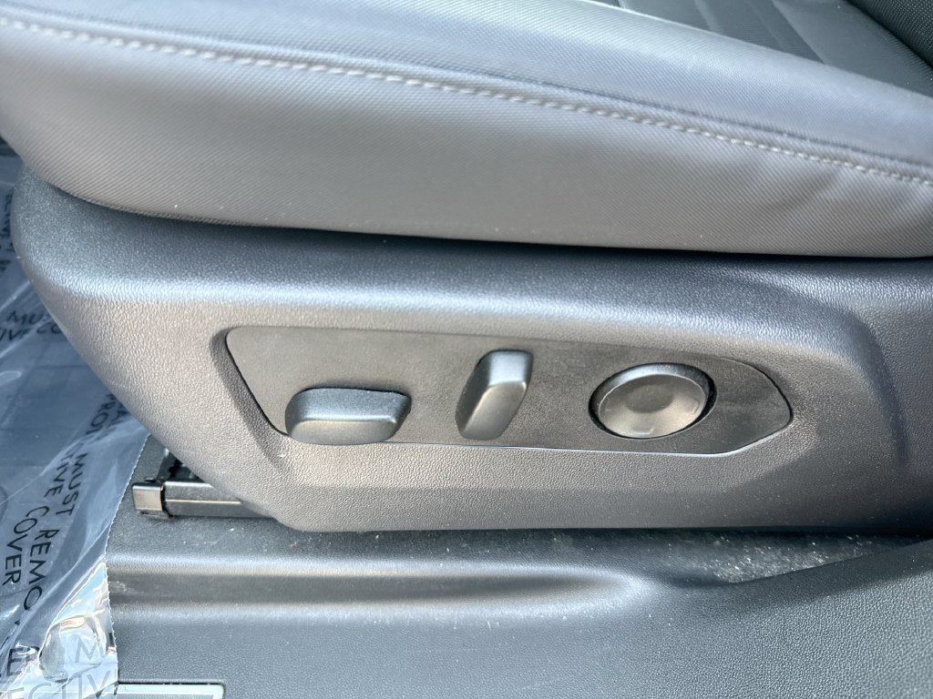 Used 2025 GMC Hummer EV 3X AWD/4WD image 14