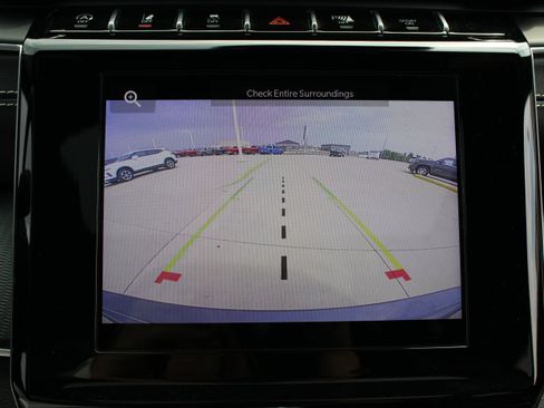 Used 2023 Jeep Grand Cherokee Altitude AWD/4WD image 27