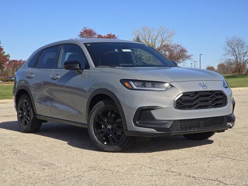 New 2026 Honda HR-V Sport image 2