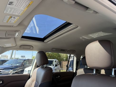 Certified 2024 INFINITI QX80 Premium Select w/ Cargo Package image 14