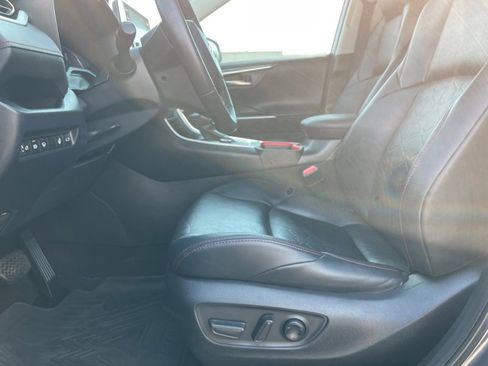 Certified 2020 Toyota RAV4 TRD Off-Road w/ TRD Off-Road Weather Package image 9