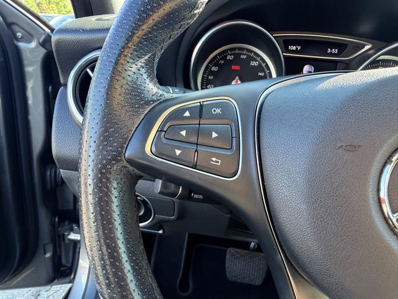 Used 2020 Mercedes-Benz GLA 250 4MATIC image 29