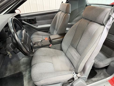 Used 1992 Chevrolet Camaro Z28 RWD image 7