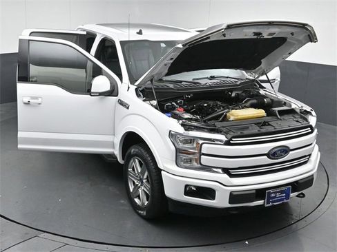 Certified 2019 Ford F150 Lariat w/ Equipment Group 502A Luxury image 57