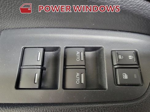 Used 2016 Honda Pilot Touring image 29