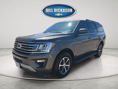 Used 2021 Ford Expedition XLT RWD image 3