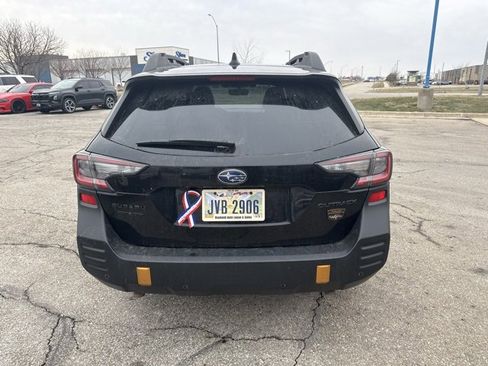 Used 2022 Subaru Outback Wilderness image 5