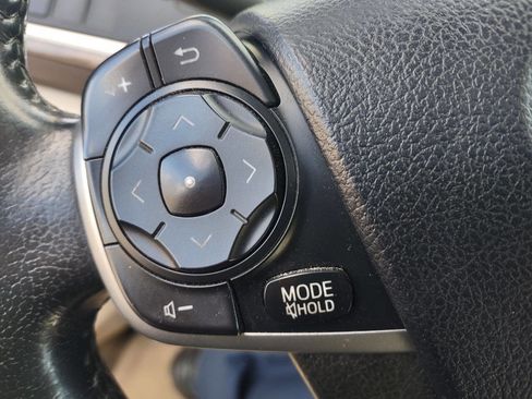 Used 2013 Toyota Camry XLE w/ Convenience Pkg image 15