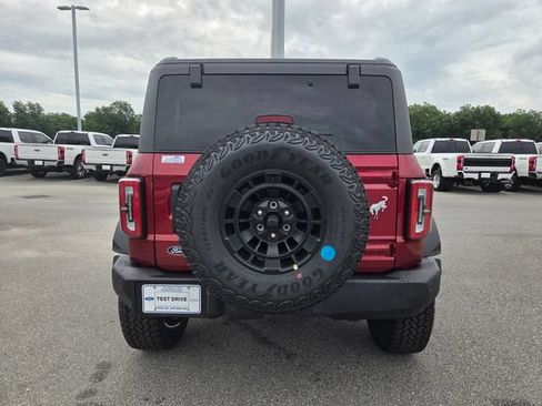 New 2026 Ford Bronco Outer Banks w/ Sasquatch Package AWD/4WD image 37