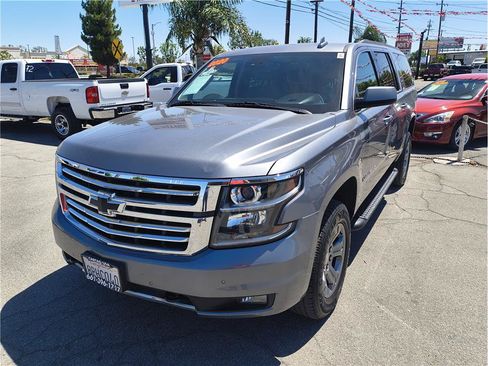 Used 2020 Chevrolet Suburban LT w/ Off-Road Package AWD/4WD image 19
