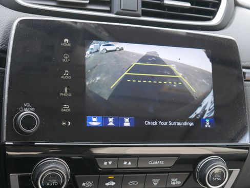 Used 2021 Honda CR-V Touring image 18