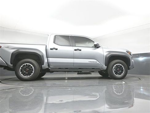Used 2024 Toyota Tacoma 4x4 Double Cab image 36