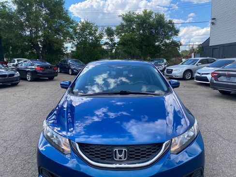 Used 2015 Honda Civic LX image 3