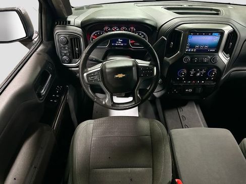 Used 2021 Chevrolet Silverado 1500 LT image 23