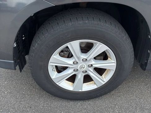 Used 2011 Toyota Highlander SE w/ Tow Pkg AWD/4WD image 13
