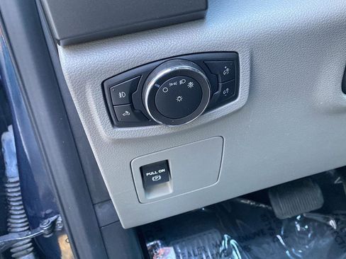 Used 2020 Ford F150 XLT image 5