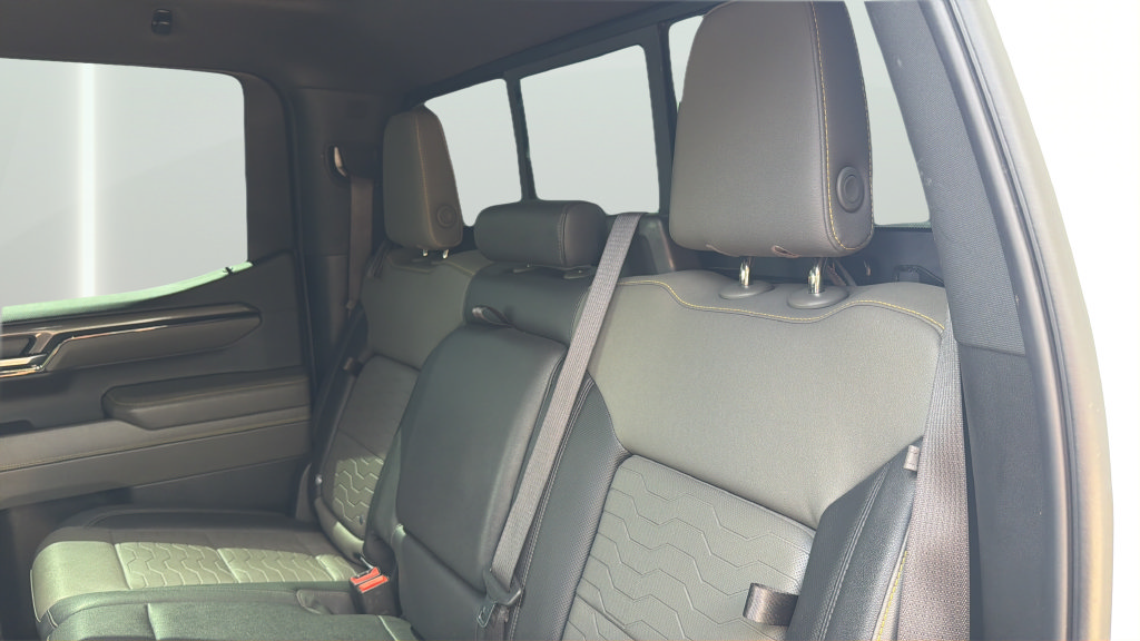 Used 2023 Chevrolet Silverado 1500 ZR2 w/ Technology Package AWD/4WD image 24