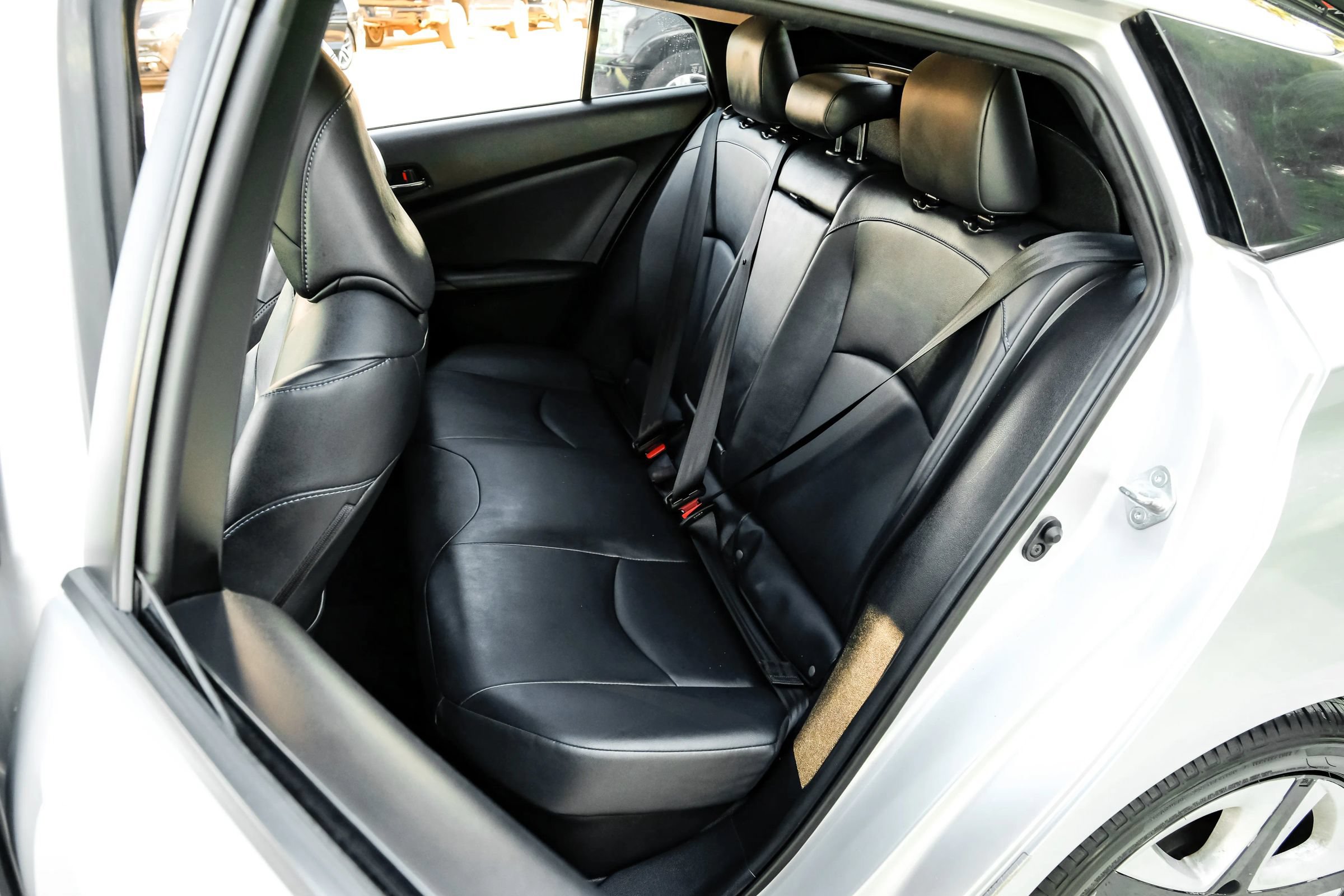 Used 2016 Toyota Prius Four Touring w/ Premium Convenience Package FWD image 42