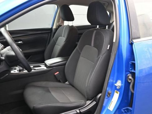 Used 2024 Nissan Sentra SV FWD image 5