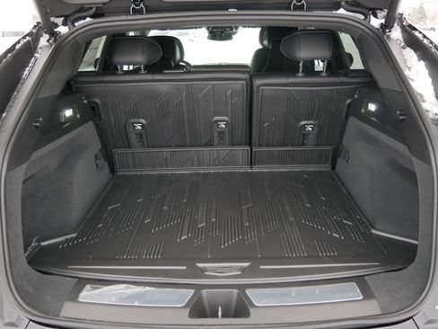 Used 2026 Cadillac Lyriq Sport image 16