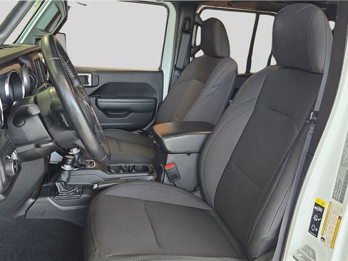 Used 2022 Jeep Wrangler Unlimited Sport AWD/4WD image 12