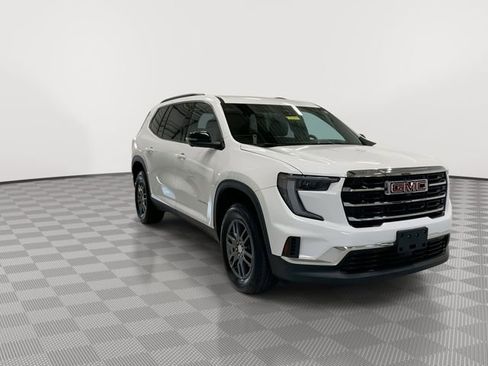 Certified 2025 GMC Acadia Elevation FWD image 12