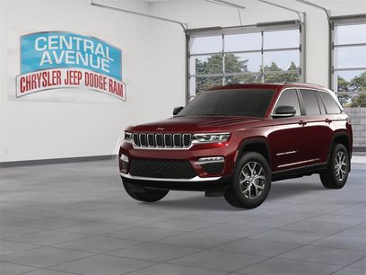 New 2025 Jeep Grand Cherokee Limited w/ MOPAR Finishing Package