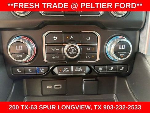 Used 2023 GMC Yukon XL SLT AWD/4WD image 30