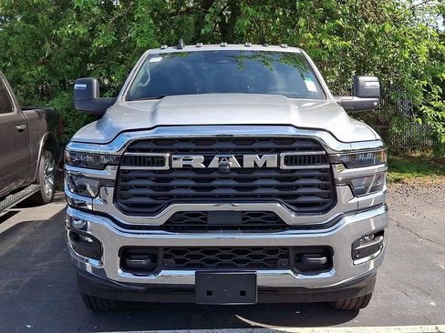 New 2026 RAM 2500 Tradesman AWD/4WD image 2